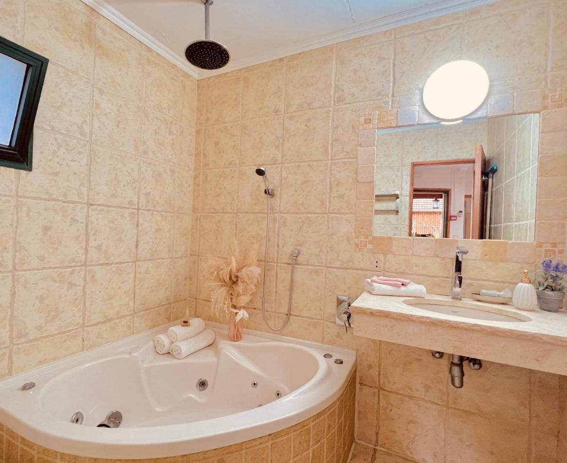 איתן בקתות עץ Eitan Wood Cabins Resort Sede Eli'ezer Luaran gambar