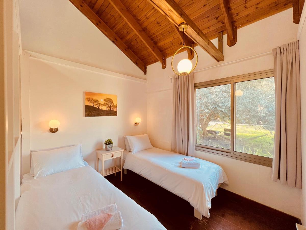איתן בקתות עץ Eitan Wood Cabins Resort Sede Eli'ezer Luaran gambar