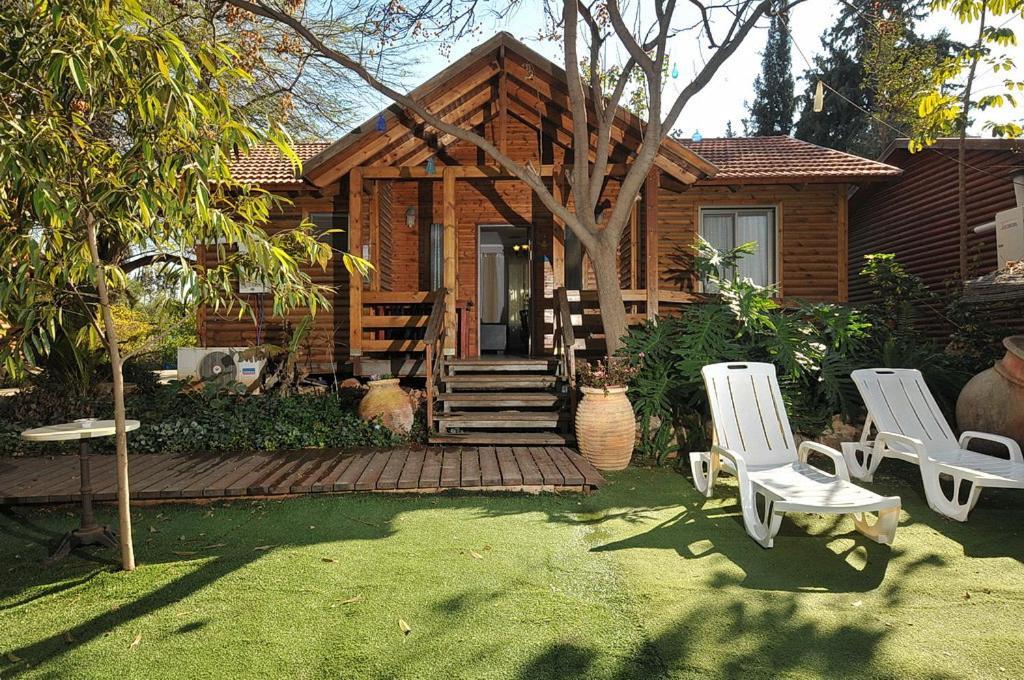 איתן בקתות עץ Eitan Wood Cabins Resort Sede Eli'ezer Luaran gambar